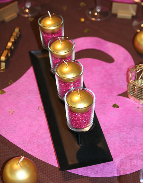 Centre de table avec des bougies