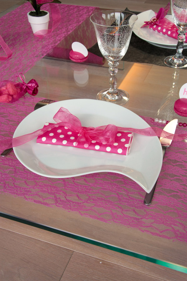 Serviettes jetables à pois Serviettes jetables à pois