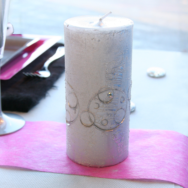 Décoration de table Noël bleu, blanc et or, bougie conique