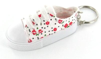 Ballerine porte-clés blanche, fleurs rouges