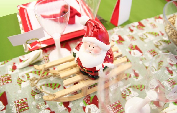 Père Noël et sa luge Père Noël et sa luge