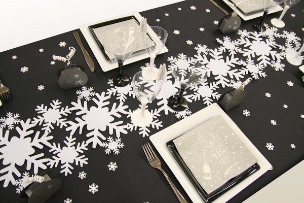 table-noir-et-blanc-flocon
