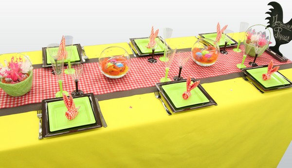 Décoration de table avec un pliage de serviette lapin