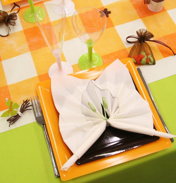 Assiettes, verres et couverts