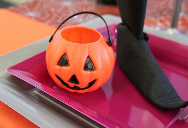 Petit seau en forme de citrouilles