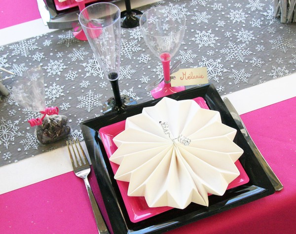 Assiettes, verres et couverts