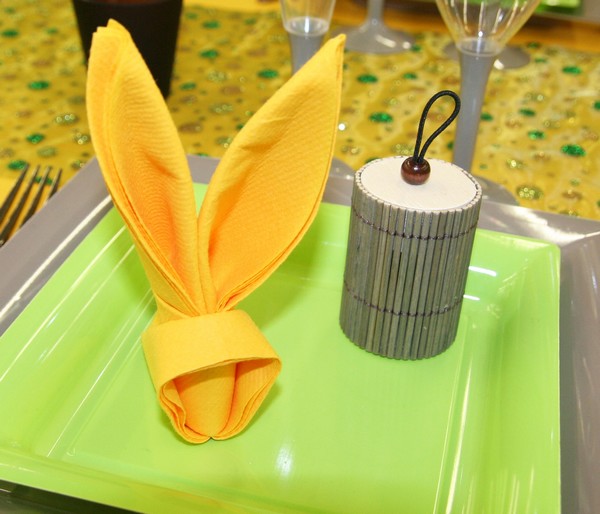 Décoration de table de printemps (jaune, anis et taupe)