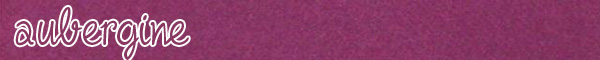 Nappe en intissé de couleur aubergine