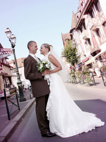 Pourquoi, lors d'un mariage...?